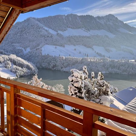 Chalet Les Ecureuils Apartment Penthouse Suite Cresuz Eksteriør bilde